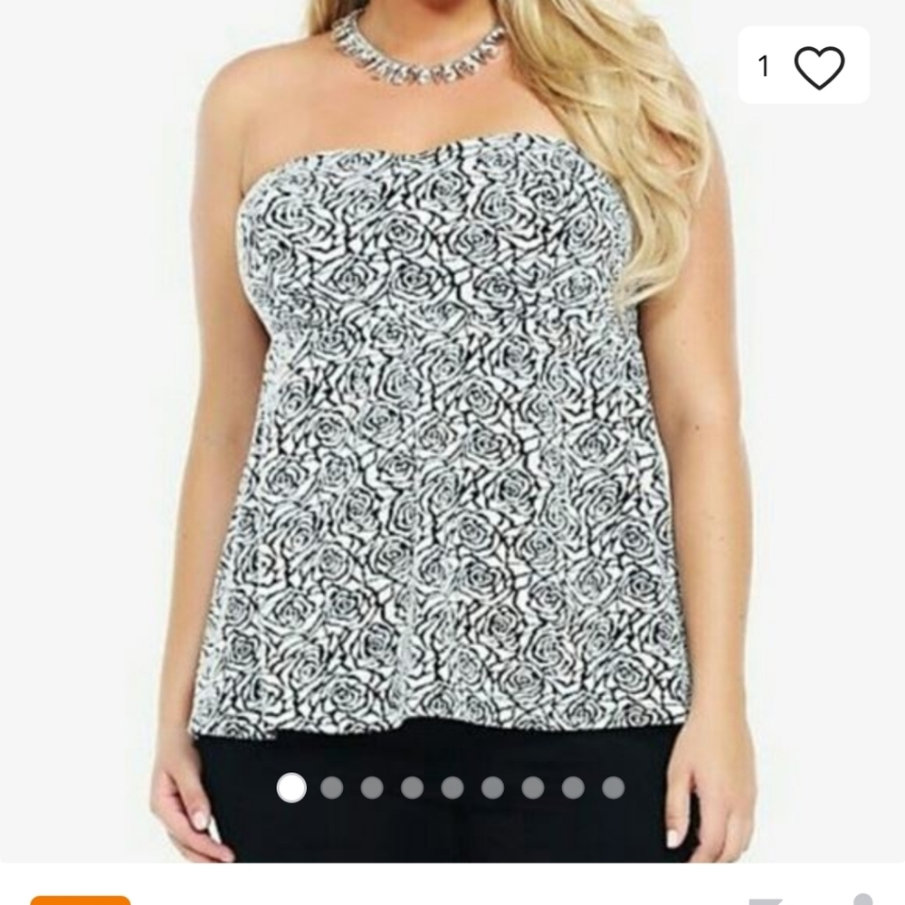 💜 SOLD💜 Strapless torrid top size 1 rose print